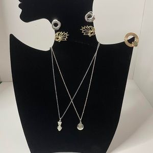 Vintage jewelry lot, some signed other not.